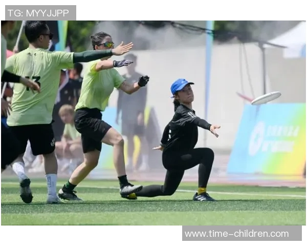 飞盘战术解析:西安飞盘队如何巧妙运用边路渗透提升比赛优势